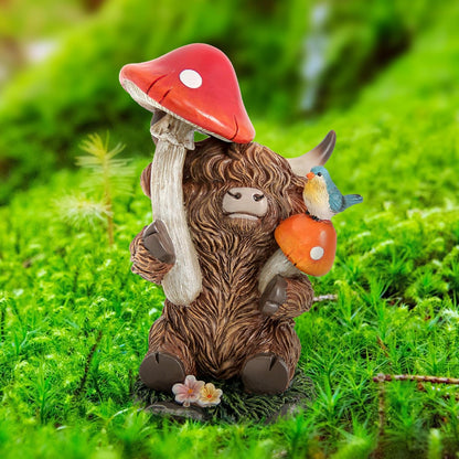 Highland Cow Figurine for Garden Decor,Garden Cow Decor for Outdoor Statues,Highland Cow