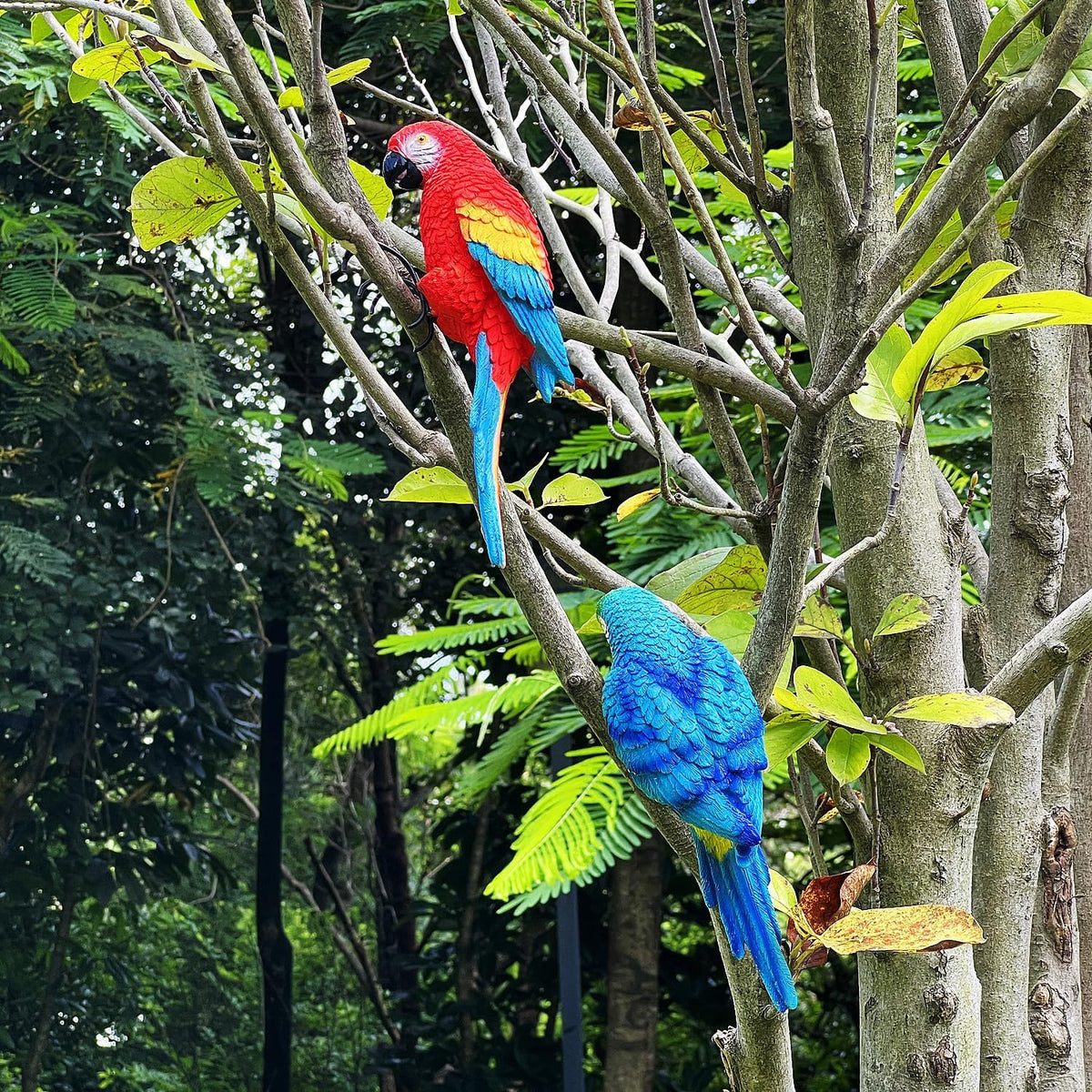 Realistic Parrot Sculpture Resin Hanging Parrots Garden Statues Lifelike Bird Figurines Landscape