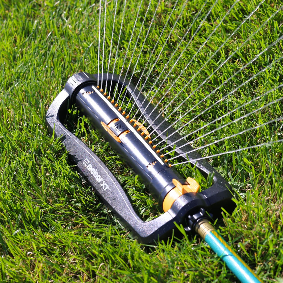 Melnor 65165AMZ XT Turbo Oscillating Sprinkler, 4,500 sq. ft., Quick Connect Bundle, 2-Way
