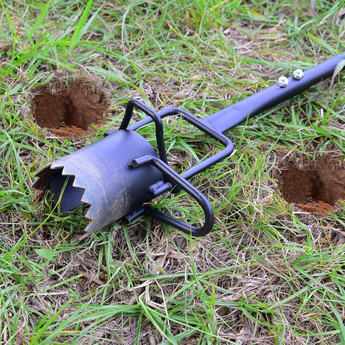 Sod Plugger, Bulb Planter with Long Handle and Serrated Base Garden Tool, Bulb Transplanter Also