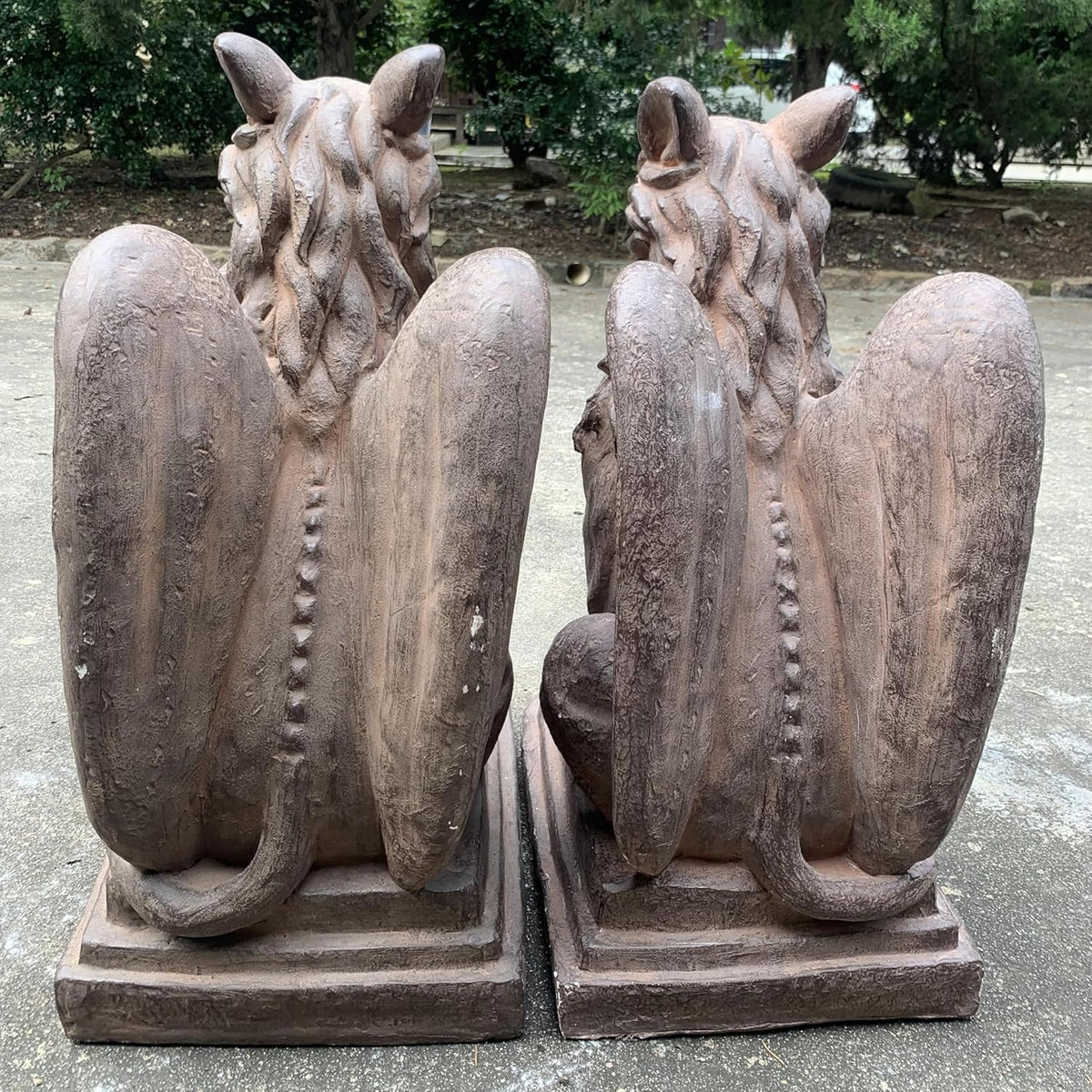 Zaer Ltd. Set of 2 Garden Griffin Statues, Magnesium-Cement Sculptures, 28.3" H Outdoor Entrance