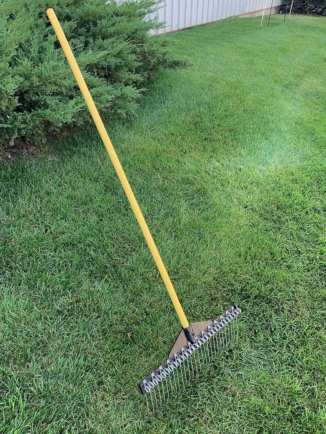 Standard Golf Garden Landscape Rake – 21” Head Garden Debris Rake | Elevate Your Outdoor Spaces