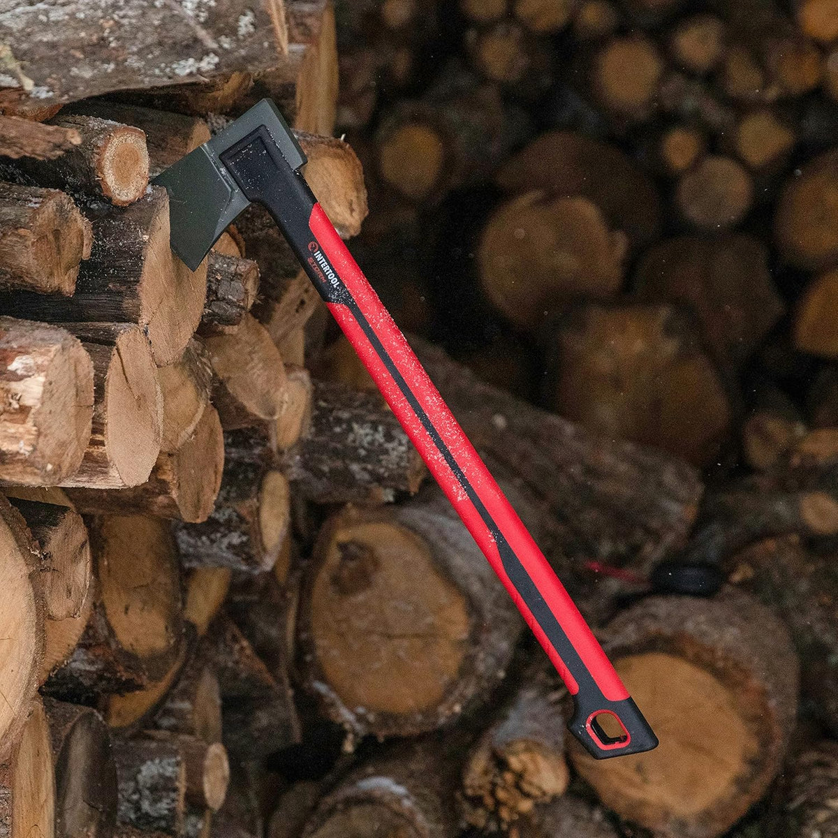 INTERTOOL 24” Mid-Size Scout Axe, Long Camp Hatchet, Splitting, Chopping, Felling, Kindling